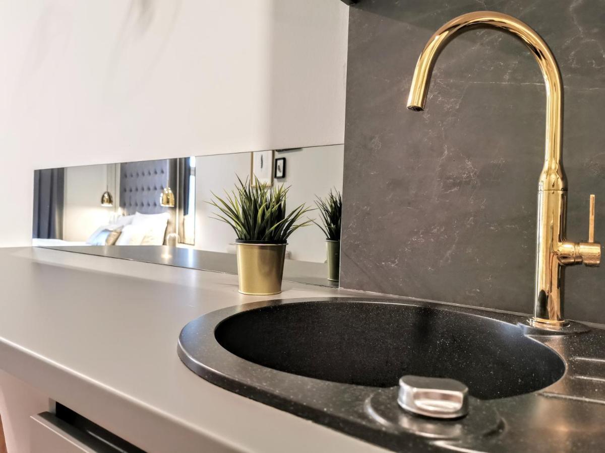 Mint Boutique Studio Apartments Ζάγκρεμπ Εξωτερικό φωτογραφία