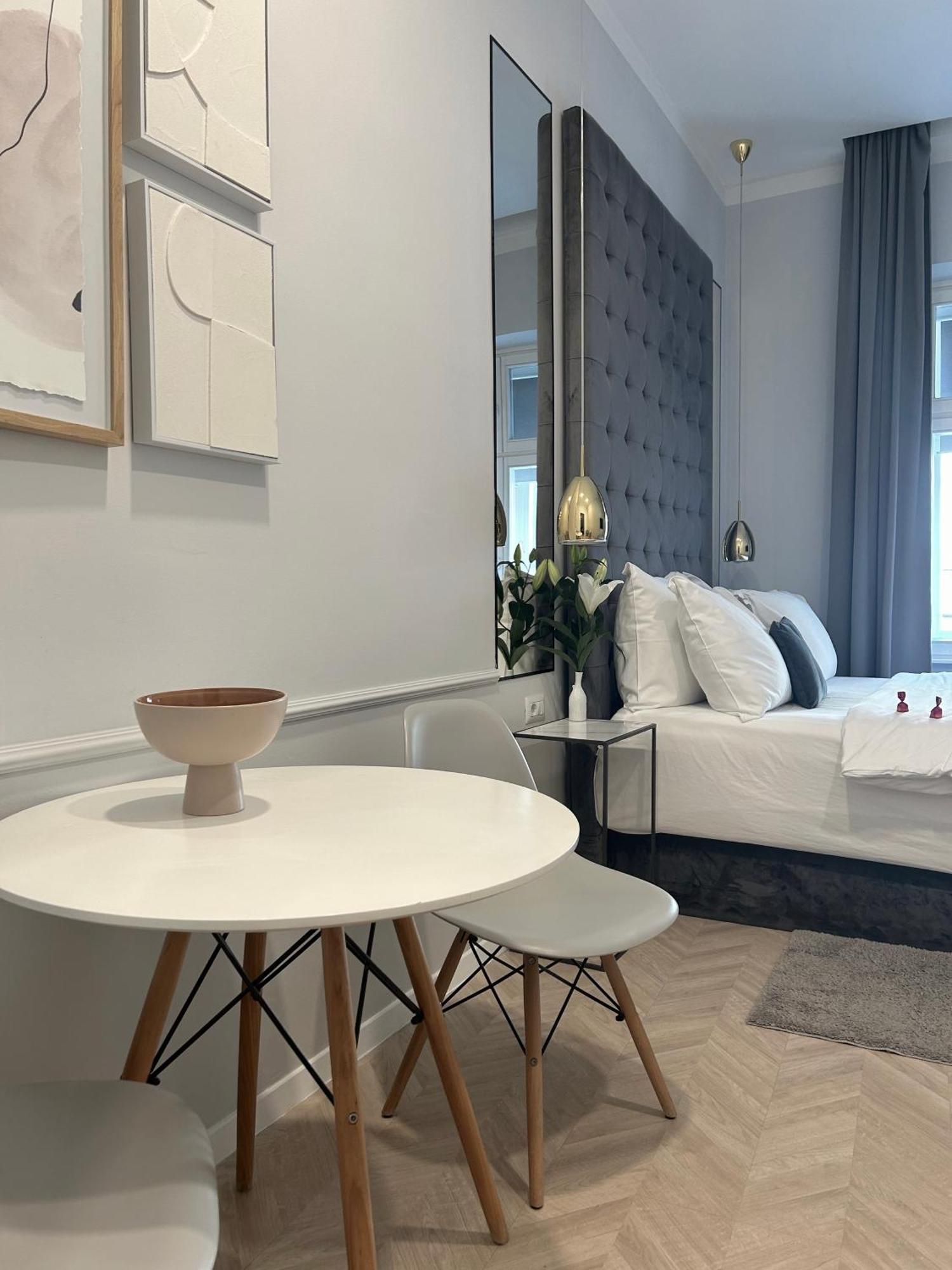Mint Boutique Studio Apartments Ζάγκρεμπ Εξωτερικό φωτογραφία